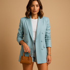 Loose fit blazer for women in classic colors with a relaxed silhouette, perfect for office outfits or casual everyday looks.